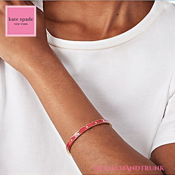 NWT KATE SPADE Spot The Spade Bright Rose Enamel Hinged Bangle - Picture 3 of 4